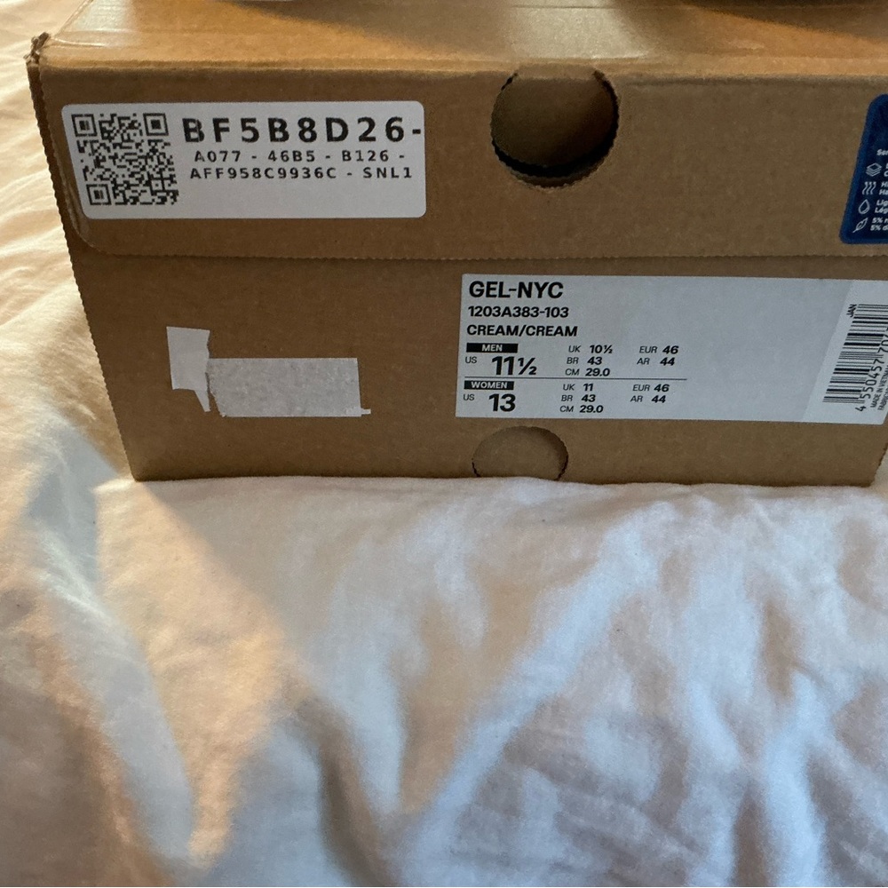 Asics White and Black Athletic Shoes - Picture 4 of 6